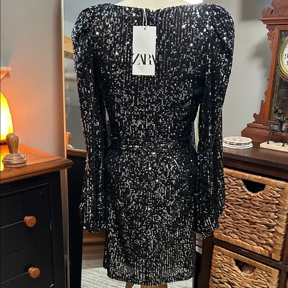 ✨ Zara Black Sequin Mini Dress – Size Small – NWT - Picture 4 of 8